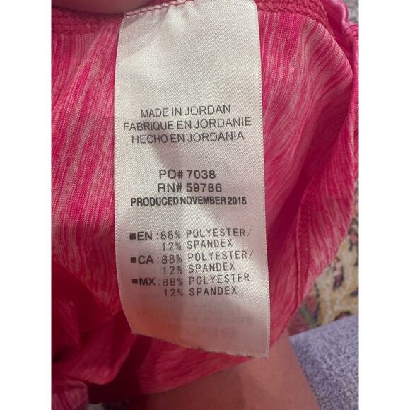 Umbro Women's Pink V-Neck Short Sleeve Performance Athletic Top Shirt Workout  L - Picture 8 of 8